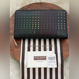 HENRY BENDEL Black Continental Zip Around Lite Brite Wallet